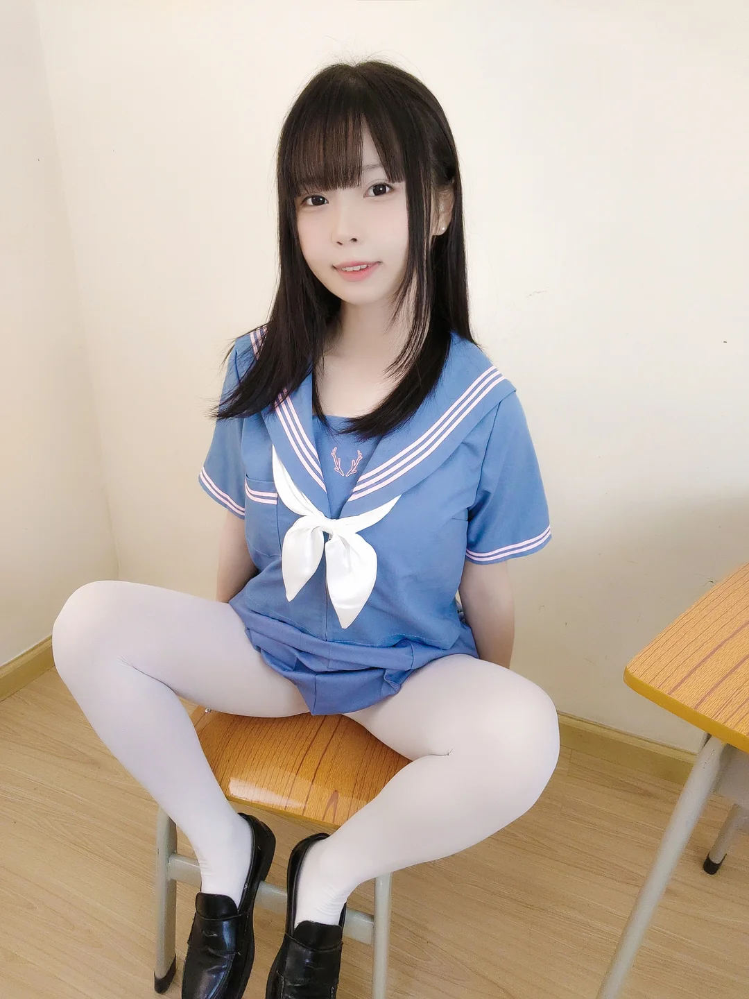 十万珍吱伏特 - 撸猫日记 [102P,1V-305MB] tg@simisebaisi 【丝足阁】054.webp